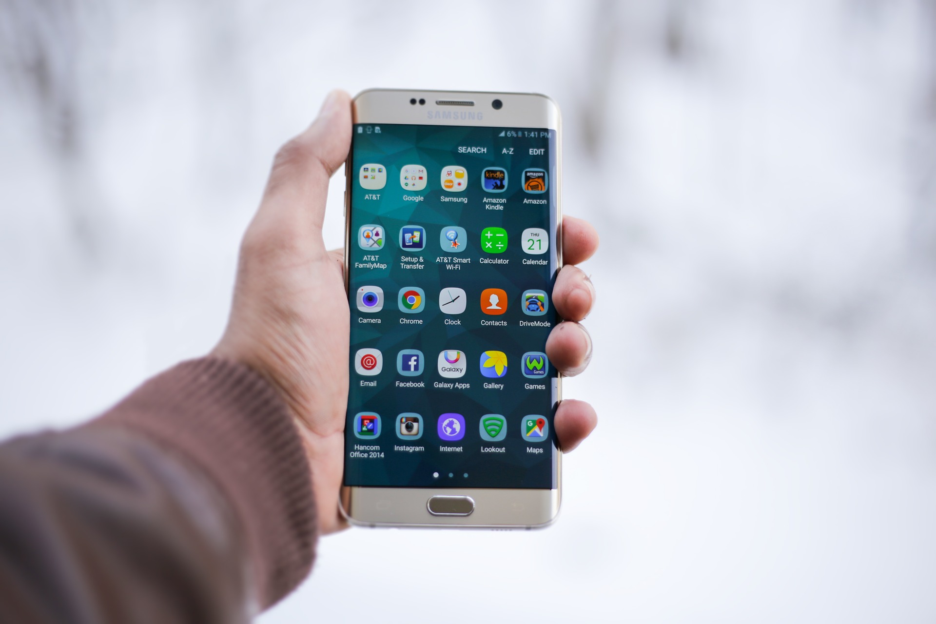Smartphone with Mobile App