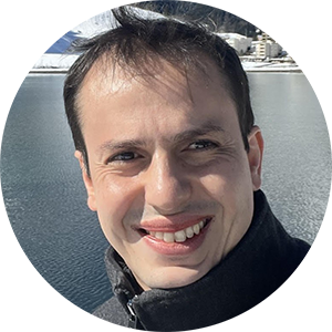 Raphael Elmadjian Pareschi, PharmD, MBA Patient Safety Lead/ Head of Pharmacovigilance Brazil Roche, Brazil
